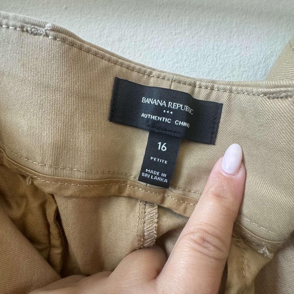 Banana Republic Factory Tan Straight Leg Pants - Picture 5 of 10